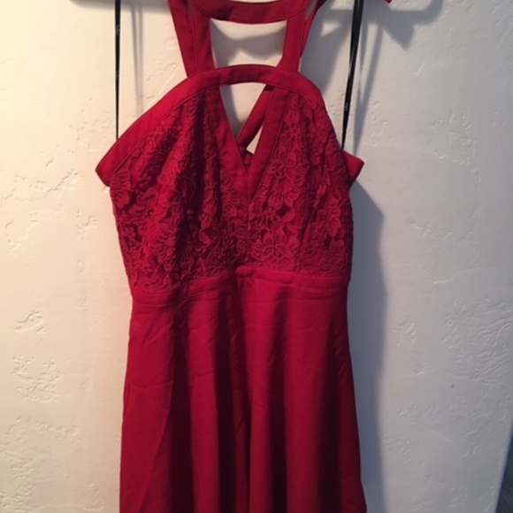 Dress - Picture 6 of 6